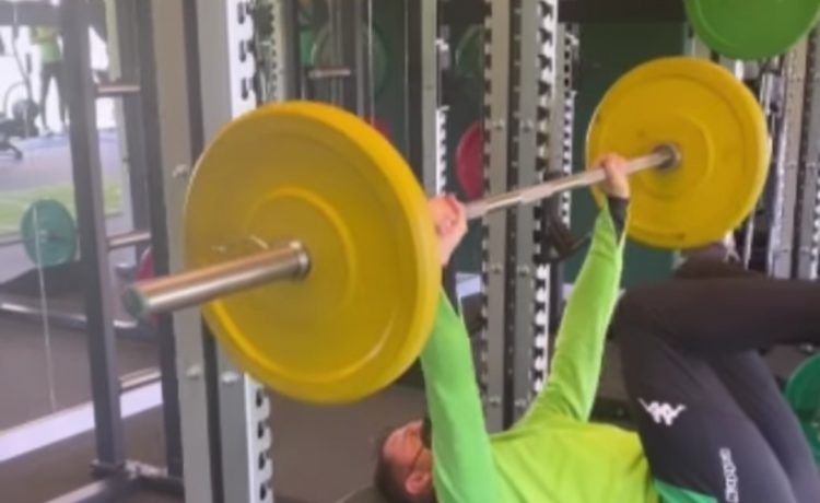 Joaquín recibe el año 2022 machacándose en el gimnasio: «Qué bonito es intentarlo una vez más»