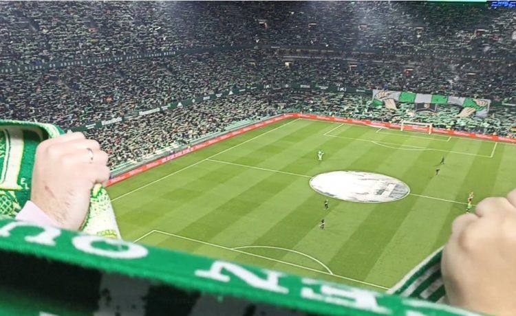 Canales olvida el derbi y hace una petición a los béticos: «Os necesitamos hoy» Canales olvida el derbi y hace una petición a los béticos: «Os necesitamos hoy»