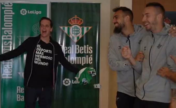 El reto de mímica de Jero Freixas con Aitor, Borja y Loren: del troleo a Pezzella a ‘Guidios’ El reto de mímica de Jero Freixas con Aitor, Borja y Loren: del troleo a Pezzella a ‘Guidios’